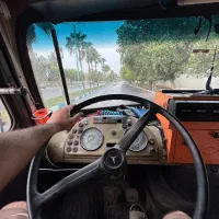 راننده و ریگر جرثقیل