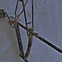 تنه دوچرخه همراه با بعضی وسایل|دوچرخه، اسکیت، اسکوتر|سراوان, |دیوار