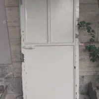 در آهنی قدیمی