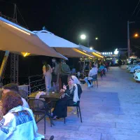 استخدام نیروی آشپزخانه و سالندار