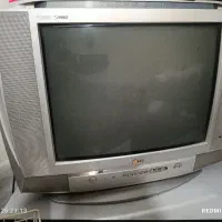 مبل و تلوزیون