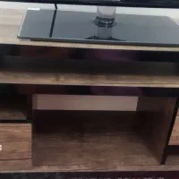 میز تلویزیون با قابلیت نصب رو دیوار