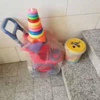 تعدادی اسباب بازی سالم