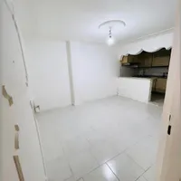 آپارتمان یک خوابه واقع در خیابان کمیل