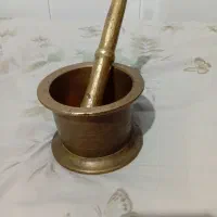 هاونگ قدیمی برنجی با دسته،قیمت ۲۵۰۰