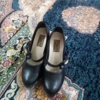 کفش صندل تمیز و سالم