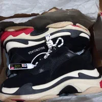BALENCIAGA TRIPLE S