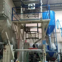 کار در واحد تولیدی نایلون و نایلکس