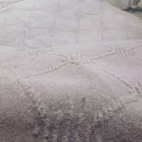 موکت طرح داروساده ویک عددفرش کناره قرمز|موکت|ملایر, |دیوار