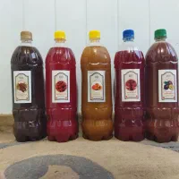 آبمیوه طبیعی زرشک آلبالو انار