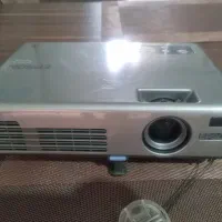 ویدئو پروژکتور اپسون 740 با پورت VGA