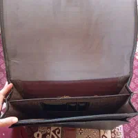 کیف اداره ای.|کیف، کفش، کمربند|زرند, |دیوار