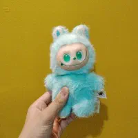 عروسک لبوبو