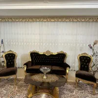 پرده فروشی همراه با کتیبه