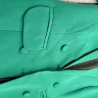 کت مجلسی|لباس|هشتگرد, مدرس|دیوار