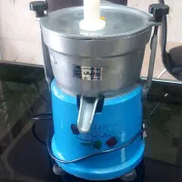 آبمیوه گیری صنعتی