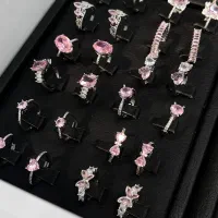 انگشتر صورتی ترند فریسایز واسه هر دست|بدلیجات|خمینیشهر, |دیوار