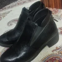 نیم بوت|کیف، کفش، کمربند|کاشان, پایانه مسافربری|دیوار