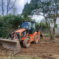 اجاره خدمات بیل بکهو و زنجیری