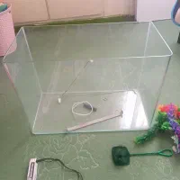 آکواریوم با تجهیزات در حد نو