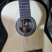 گیتار دست ساز حرفه ای