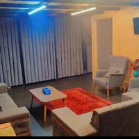 کلبه سویسی شیک نوساز روبه دریا|اجارهٔ کوتاهمدت ویلا و باغ|رشت, هلال احمر|دیوار