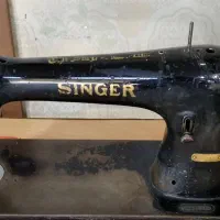 میز چرخ خیاطی قدیمی و چرخ سینگر