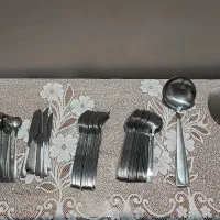 سرویس قاشق و چنگال و سرویس چینی و آشپزخانه