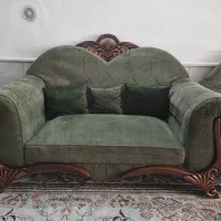 مبل نیمه سلطنتی