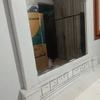 آینه و کنسول با میز ناخن