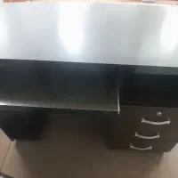 میز کامپیوتر با صندلی چرخان در حد نو|مبلمان اداری|قم, نیروگاه|دیوار