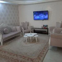 فروش یک دست مبل۷نفره و میز و ۳عدد عسلی|مبلمان خانگی و میز عسلی|محلات, |دیوار