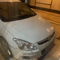هیوندای i30