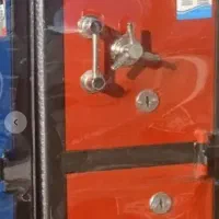 گاو صندوق دو طبقه