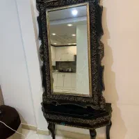 ساعت و آینه در حد نو