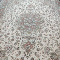 فرش کرمی