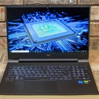 لپ‌تاپ اچ‌پی ویکتوس رو ببر، ماه بعد پولشو بده