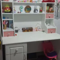 میز تحریر آپادانا در حد نو