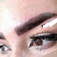 نیازمند مژه کار حرفه ای