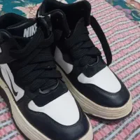 دو جفت کفش|کیف، کفش، کمربند|چناران, |دیوار