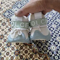 کفش|کیف، کفش، کمربند|ماکو, |دیوار