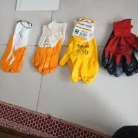 دستکش در ابزار الات