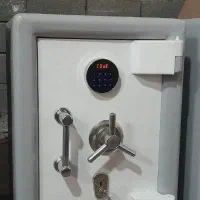 صندوق ۲۵۰کوتاه رمز لمسی