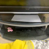 تلویزیون LCD توشیبا ۴۲ اینچ و زیر تلویزیون|تلویزیون و پروژکتور|شیراز, نیایش|دیوار