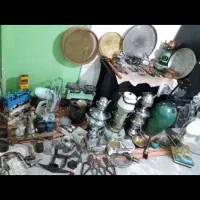 لوازم قدیمی یکجا و تعداد