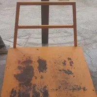 تعدادی میز صندلی . ترازو و گرماتاب  برای کافه|مبلمان اداری|کرمان, |دیوار