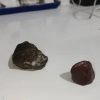 شهاب سنگ . سنگ جواهرات. سنگ باستانی