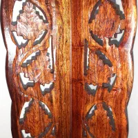 میز چوبی عتیقه دستساز هندی نونو(کمیاب و کلکسیونی)|کلکسیون اشیاء عتیقه|اصفهان, نقش جهان|دیوار