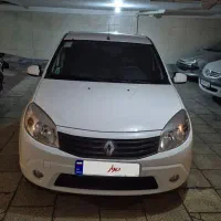 رنو ساندرو