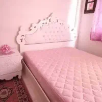 تخت دونفره همراه تشک و۲عدد پا تختی و میزآرایشی|تخت و سرویس خواب|تهران, افسریه جنوبی|دیوار